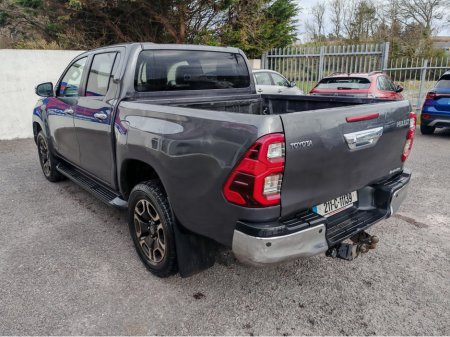2021 Toyota Hilux 2.8D4D INVITE X 201BHP D/C €35,300 thumbnail