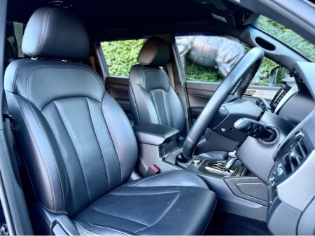 2023 Ssangyong Musso 2.2 DSL AT P/T 4WD 4DR A €33,950 thumbnail