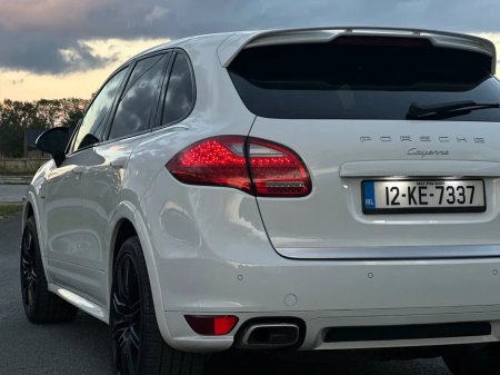 2012 Porsche Cayenne 3.0 V6 5DR 2ST €21,995 thumbnail