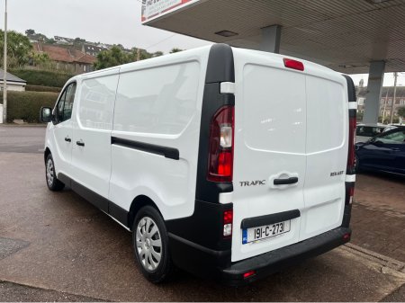 2019 Renault Trafic LL29 DCI 120 BUSINESS 3 €11,000 thumbnail