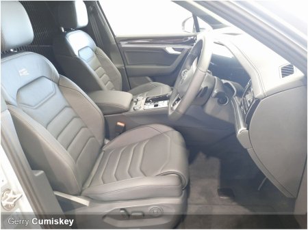 2025 Volkswagen Touareg Commercial | R-LINE | 3.0 TDI 4Motion 231BHP