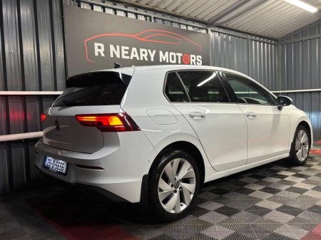 2025 Volkswagen Golf GOLF EDITION 75 2.0 TDI 116HP €33,950
