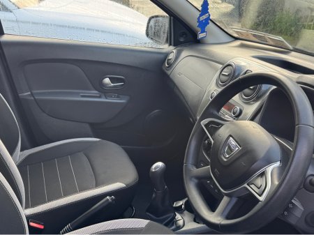 2017 Dacia Sandero STEPWAY ALTERNATIVE 1. 1.5 DCI 90 €8,500