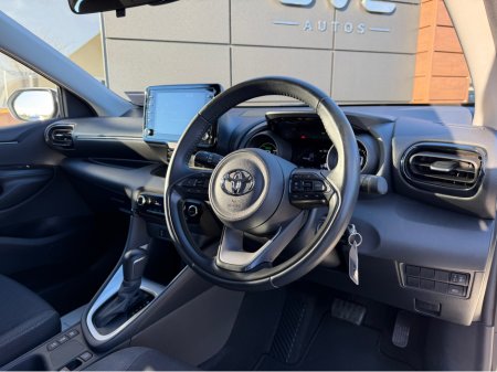 2022 Toyota Yaris Self charge Hybrid - Low Mileage - New Model €21,890