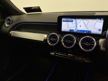 2024 Mercedes-Benz GLB GLB 200 D AMG Pack & Panoramic Sunroof 5 Seater €52,950 thumbnail