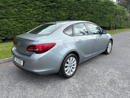 2014 Opel Astra SC 1.7 CDTI 110PS 4DR €5,450