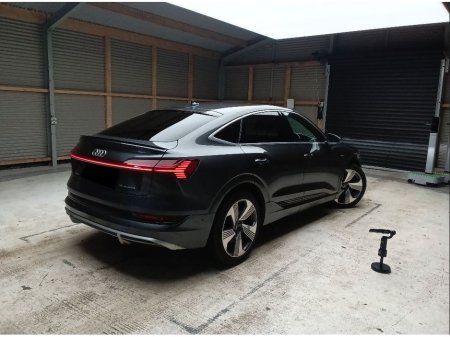 2022 Audi e-tron S LINE 55 QUATTRO SPORTBACK // 95 KwH BATTERY €34,950