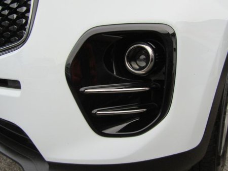 2017 Kia Sportage EX 5DR. LOW KLMS. €15,950 thumbnail