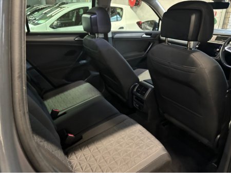 2022 Volkswagen Tiguan 1.4 TSI LIFE 245PS 5DR Auto Plug in Hybrid Finance Available own this car from €112 per week €26,250 thumbnail
