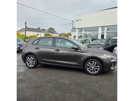 2017 Hyundai i30 1.0 T-GDI Deluxe Launch Edition €14,950