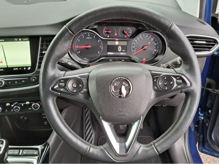 2022 Opel Crossland ULTIMATE 1.2TURBO 110BHP **LEATHER/SUEDE INTERIOR** €19,950 thumbnail
