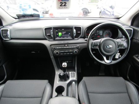 2017 Kia Sportage EX 5DR. LOW KLMS. €15,950 thumbnail