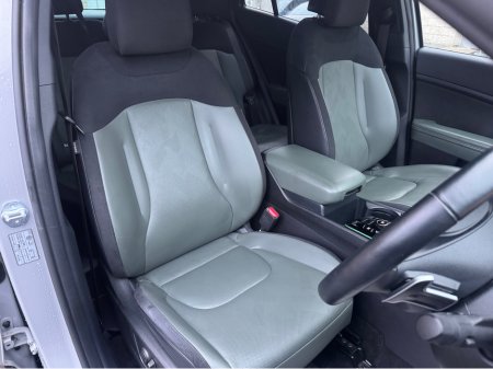 2024 Kia Sportage HEV ANNIVERSARY €38,995 thumbnail