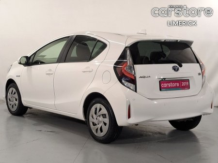 2019 Toyota Aqua 1.5 HYBRID 5 DR €13,880 thumbnail