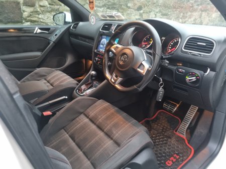 2010 Volkswagen Golf 2.0 TSI 4MOTION R €8,750 thumbnail