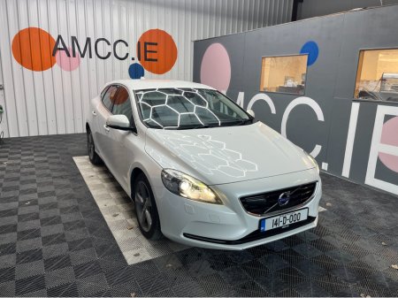 2014 Volvo V40 2014 VOLVO V40 1.6L PETROL / 59K KMS / ADAPTIVE CRUISE CONTROL, HEATED SEATS, REVERSE CAMERA & MORE €11,950