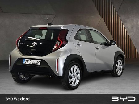 2023 Toyota Aygo X 1.0 Pulse €12,975