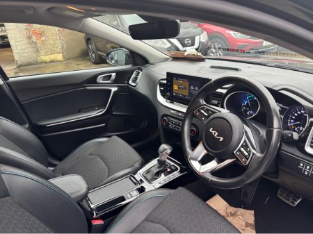 2023 Kia XCeed PE PHEV 5DR AUTO Hybrid Finance available own this car from €94 per week €21,999 thumbnail