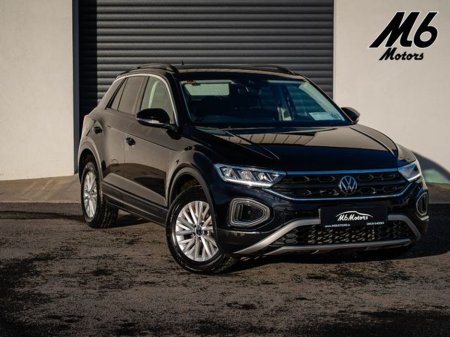 2023 Volkswagen T-Roc Life 1.0 TSI M6F 110HP 5DR