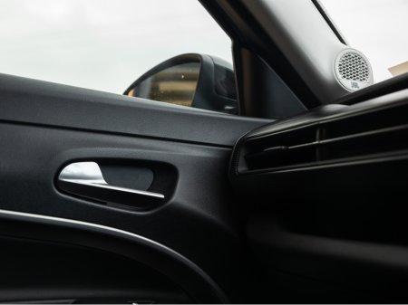 2025 Jeep Avenger 1.2 100HP MT ALTITUDE €27,950 thumbnail