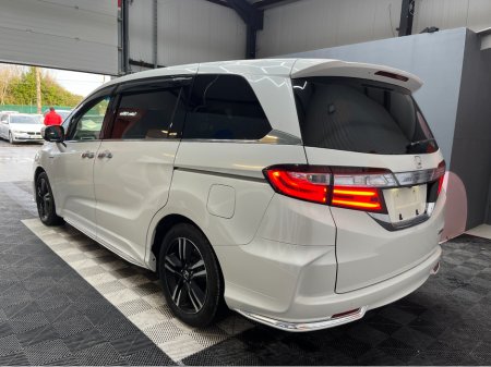 2017 Honda Odyssey €21950 2017 HONDA ODYSSEY 7 SEATER AUTOMATIC HYBRID ABSOLUTE SENSING  2.0 AUTOMATIC / ELECTRIC SEATS / REVERSE CAMERA / CRUISE CONTROL / AUTOMATIC DOORS €21,950