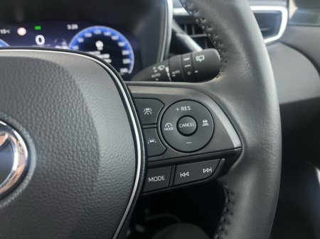 2025 Toyota Corolla HYBRID SOL T/S €36,950 thumbnail