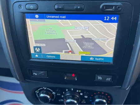 2017 Dacia Duster PRESTIGE 1.5 DCI 110 4X2 4DR €9,800