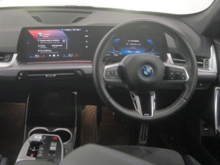 2024 BMW iX1 eDrive20 M Sport €45,900 thumbnail