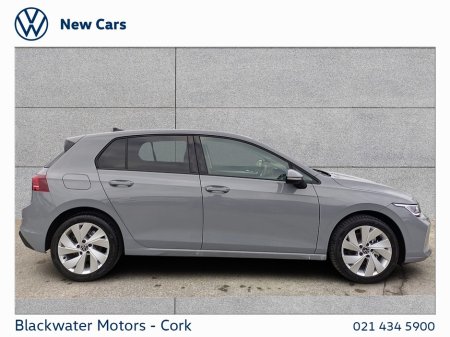 2026 Volkswagen Golf 1.5TSI 150BHP 5DR STYLE *ORDER YOUR 261 TODAY* €41,875 thumbnail