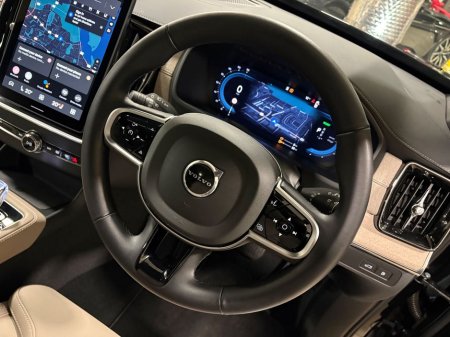 2025 Volvo XC90 T8 PLUS AWD 7-SEATER=BLONDE LEATHER//PAN ROOF//AS NEW=2 YEAR WARRANTY=TAILORED FINANCE PACKAGES INCL PCP AVAILABLE=TRADE IN'S WELCOME €81,995 thumbnail