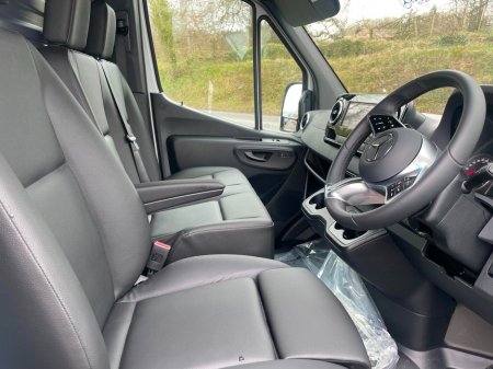 2026 Mercedes-Benz Sprinter 317LWB High Roof PRO Automatic thumbnail