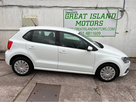 2016 Volkswagen Polo  €13,500