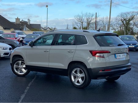 2022 Skoda Karoq AMBITION 1.0 TSI 110HP * REVERSE SENORS * CRUISE CONTROL * FACTORY FITTED PRIVACY GLASS * AUTO LIGHTS * 17