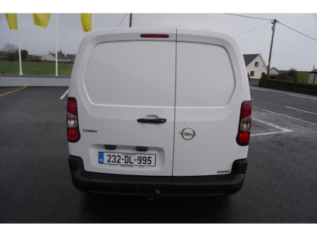 2023 Opel Combo KOMF L1H1-1.5 100PS D 3DR thumbnail