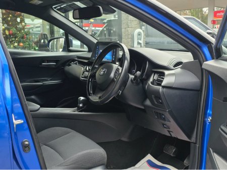 2018 Toyota C-HR LUNA HYRBID AUTO. HUGE SPEC. FINANCE ARRANGED. SIMI. AA APPROVED. €18,950 thumbnail