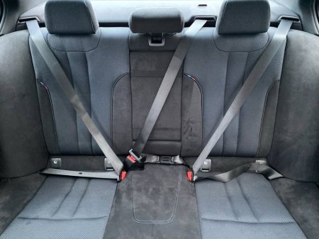 2018 BMW 5 Series 523d M-SPORT 2.0 AUTO // POWERED HALF ALCANTARA M-SPORT SEATS // 360 DEGREE REVERS CAMERA // DIGITAL CLUSTER €26,900 thumbnail