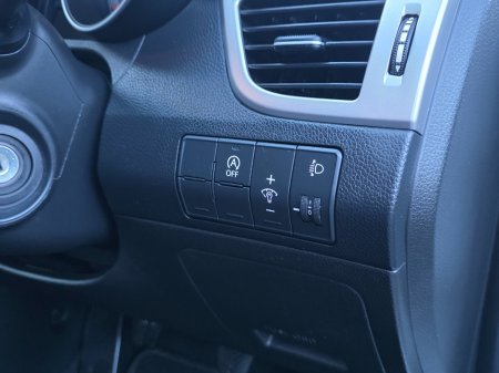 2016 Hyundai i30 1.6 Diesel Deluxe €6,999 thumbnail