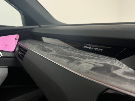 2023 Audi e-tron 55 VORSPRUNG SPORTBACK QUATTRO €56,990 thumbnail