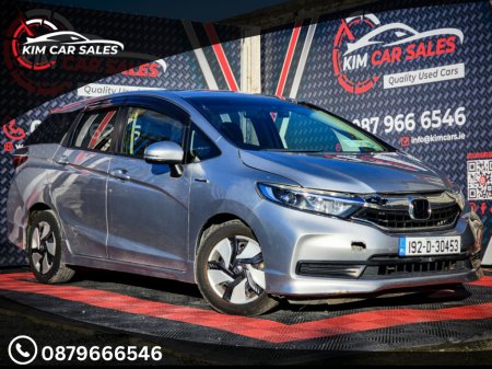 2019 Honda Shuttle Hybrid 5 seater