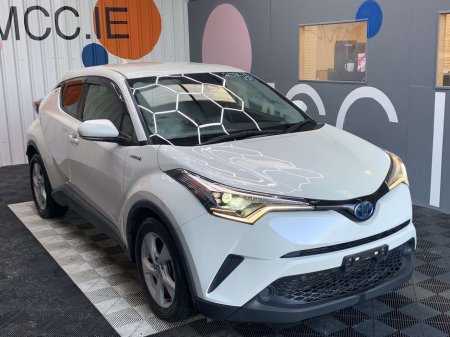 2019 Toyota C-HR Toyota C-HR 1.8 Hybrid / Reverse Camera / Cruise Control / Toyota C-HR 1.8 Automatic €23,950