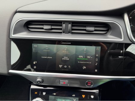 2024 Jaguar I-Pace R-DYNAMIC EV400 BLACK EDITION//IMMACULATE THROUGHOUT//PANORAMIC ROOF//SIMI AND AA DEALER €41,950 thumbnail