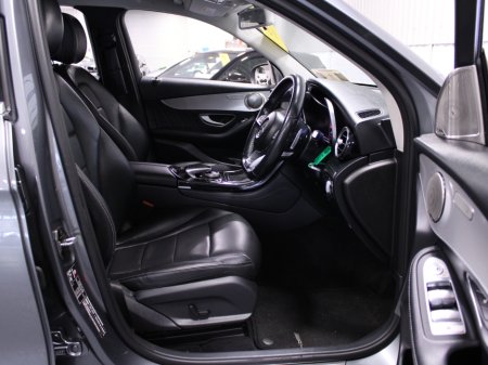 2017 Mercedes-Benz GLC Class 250 D 4MATIC AMG SPORT 5DR AU €25,950 thumbnail