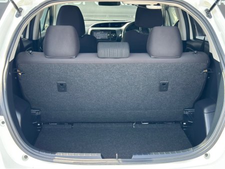 2018 Toyota Yaris DBA-KSP130 5DR AUTO €11,950