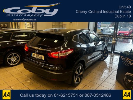 2017 Nissan Qashqai 1.5 Top Spec SV PREMIUM '17 5DR. NCT,Full Leather, Alloy Wheels, MFSW, Full Electrics, Reverse Cam,Parking Sensors, Cruise Control, Dual Climate Control, Sat Nav, Heated Seats, Luggage Cover and m €15,950 thumbnail
