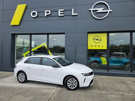 2024 Opel Astra SC 1.2 Turbo 110PS Petrol 6 Speed €26,850