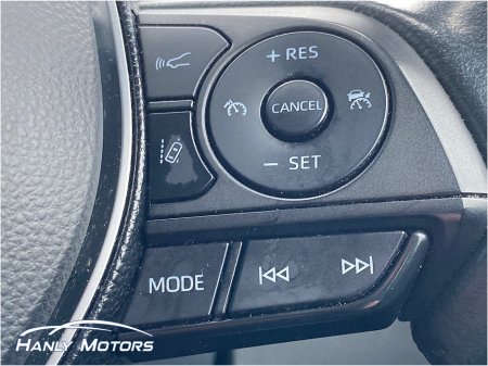 2021 Toyota Corolla HYBRID LUNA H/B AUTO A 4DR €16,995 thumbnail