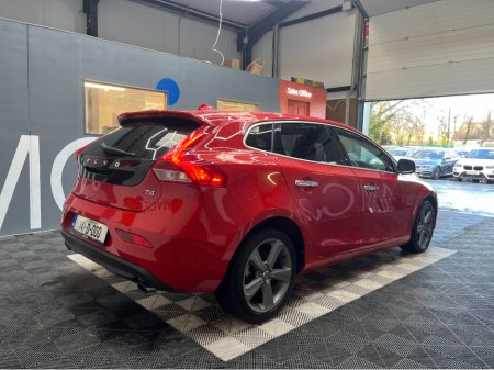 2014 Volvo V40 €10950! 2014 VOLVO V40 AUTOMATIC / MEMORY SEATS / CRUISE CONTROL €10,950