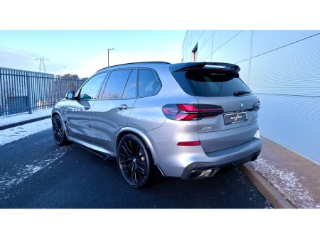 2024 BMW X5 XDRIVE50E M SPORT AUTO €92,950 thumbnail