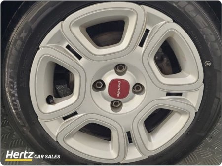 2023 Fiat Panda Panda 1.0 70 HP 5 Seat €11,795 thumbnail