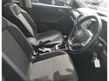 2022 Volkswagen T-Cross R-Line 1.0 TSI 110HP *REARVIEW CAMERA, APP CONNECT, FINANCE AVAILABLE* €23,995